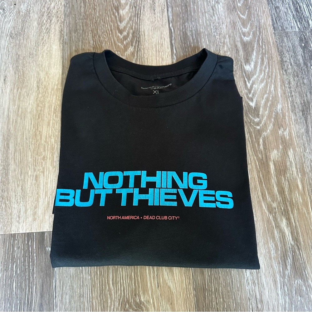 Nothing But Thieves long sleeve t shirt